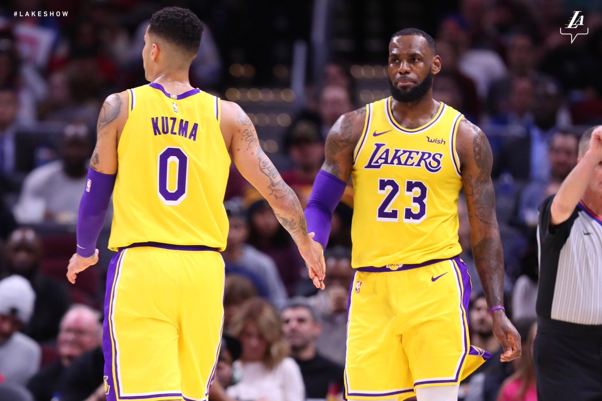 帮助年轻球 帮助年轻球