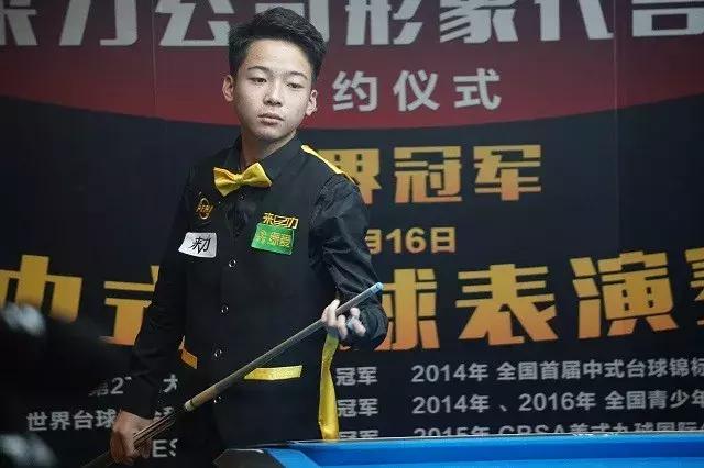 独树一帜的 独树一帜的